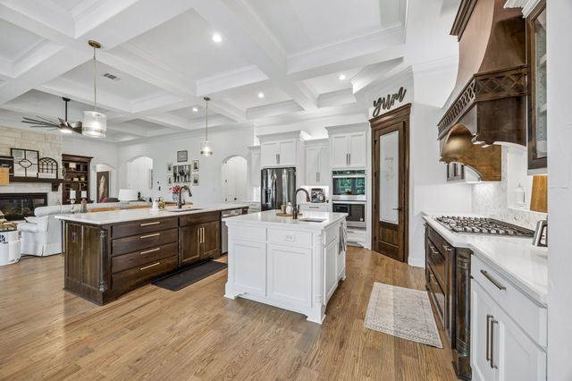 1829 Ryder Lee Lane, Waxahachie, TX 75165