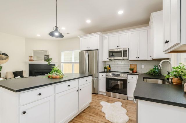 609 Frebis Avenue, Columbus, OH 43206