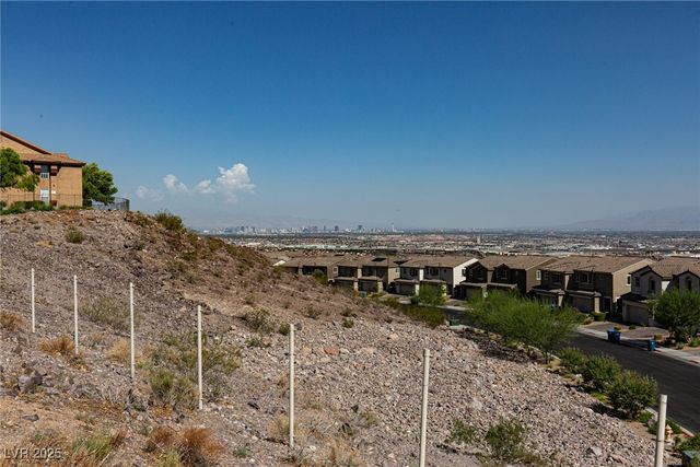 231 West Horizon Ridge Parkway 1126, Henderson, NV 89012