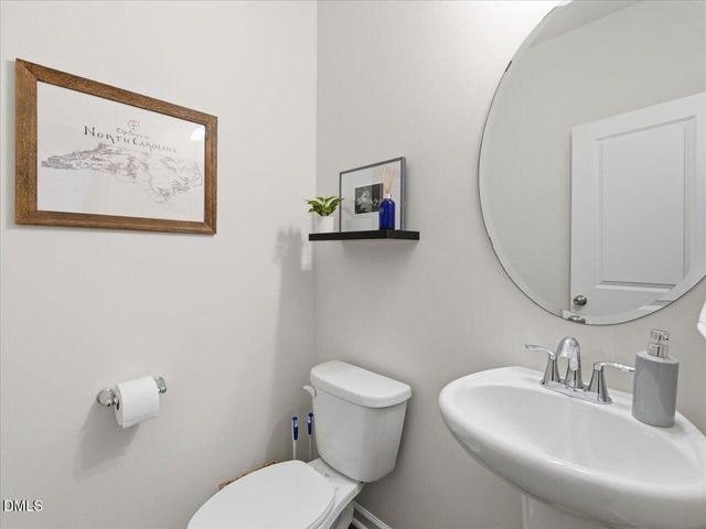 681 Grand Central Station, Apex, NC 27502