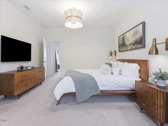681 Grand Central Station, Apex, NC 27502
