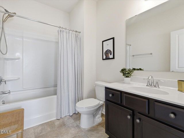 681 Grand Central Station, Apex, NC 27502