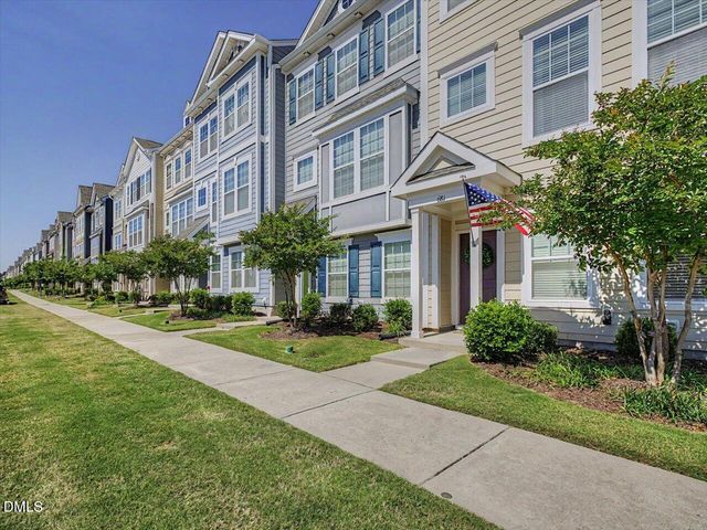 681 Grand Central Station, Apex, NC 27502