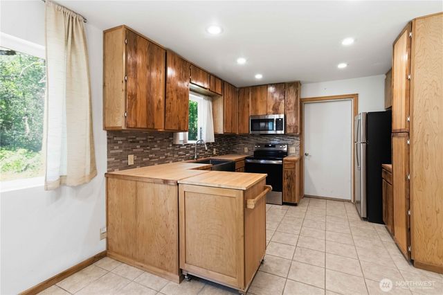 6909 Marvin Road NE, Olympia, WA 98516