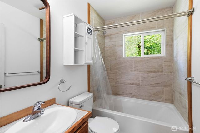 6909 Marvin Road NE, Olympia, WA 98516