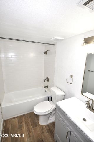 3314 N 68th Street 124, Scottsdale, AZ 85251