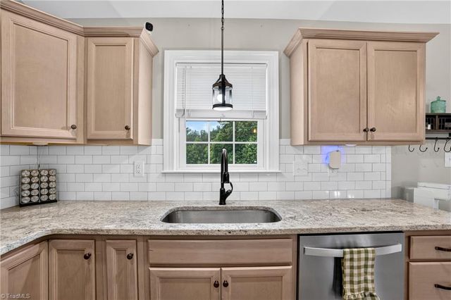 839 Parkland Road, Reidsville, NC 27320