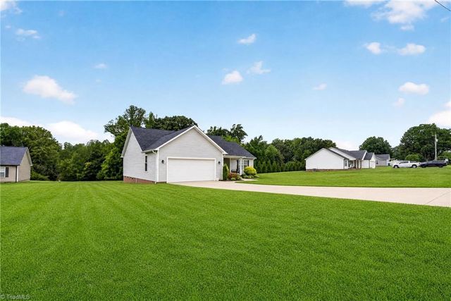 839 Parkland Road, Reidsville, NC 27320