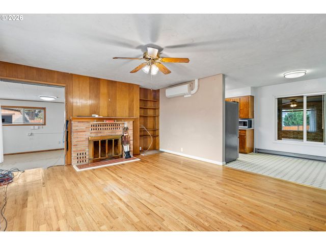 1610 Ne 9TH St, Mc Minnville, OR 97128