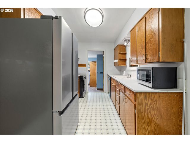 1610 Ne 9TH St, Mc Minnville, OR 97128