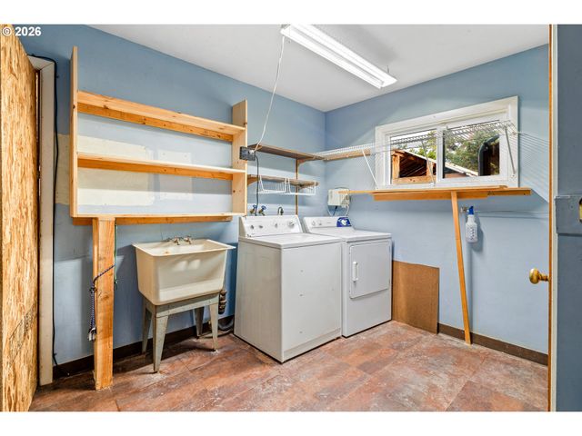 1610 Ne 9TH St, Mc Minnville, OR 97128