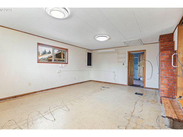1610 Ne 9TH St, Mc Minnville, OR 97128