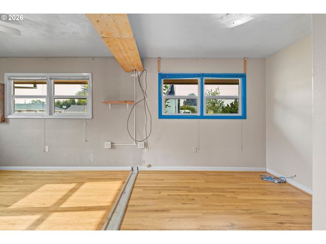 1610 Ne 9TH St, Mc Minnville, OR 97128