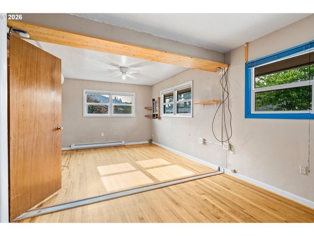1610 Ne 9TH St, Mc Minnville, OR 97128