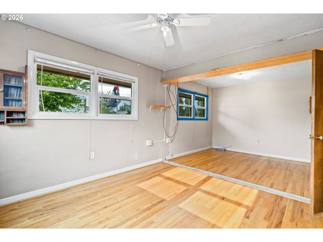 1610 Ne 9TH St, Mc Minnville, OR 97128