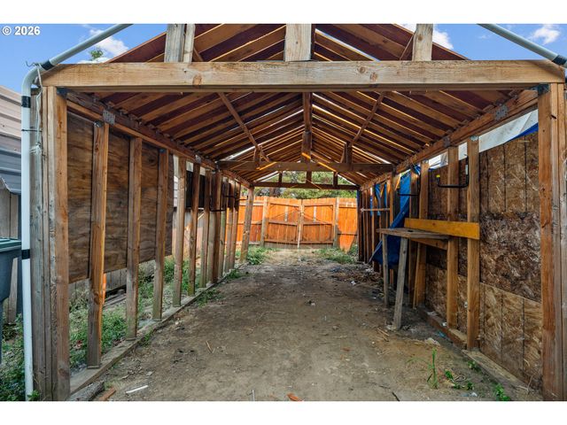 1610 Ne 9TH St, Mc Minnville, OR 97128