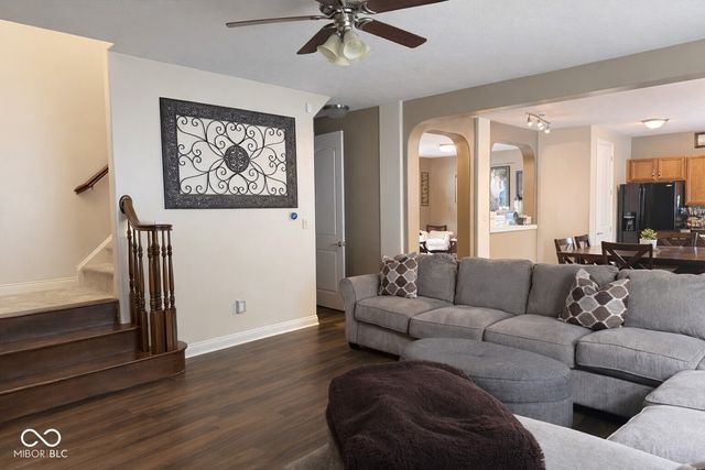 10811 Meadow Wing Court, Noblesville, IN 46060