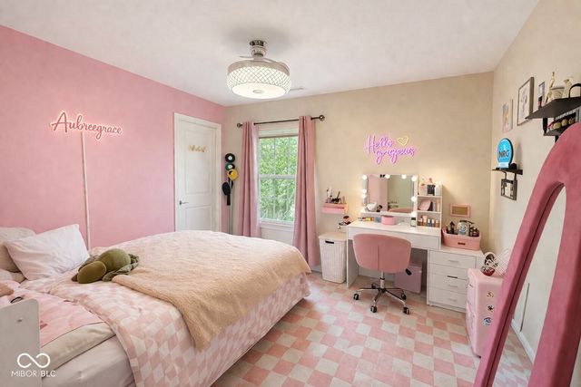 10811 Meadow Wing Court, Noblesville, IN 46060