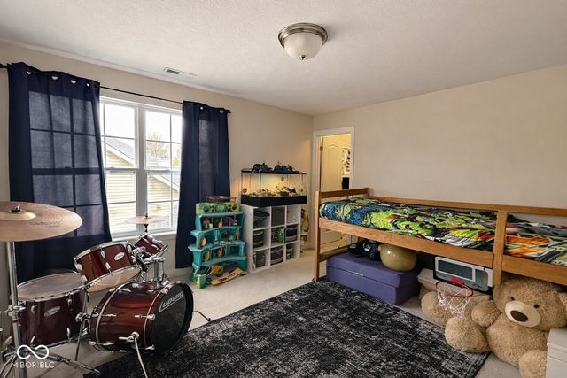 10811 Meadow Wing Court, Noblesville, IN 46060