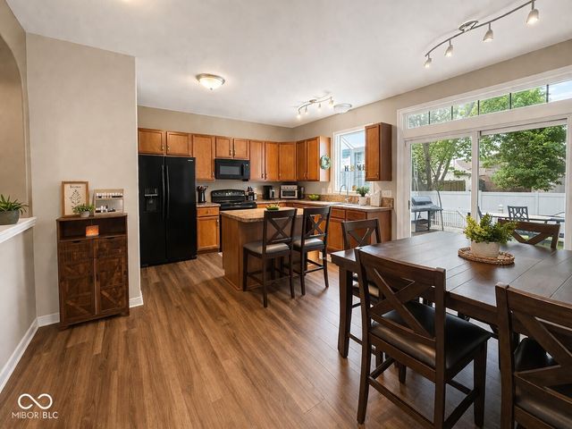 10811 Meadow Wing Court, Noblesville, IN 46060