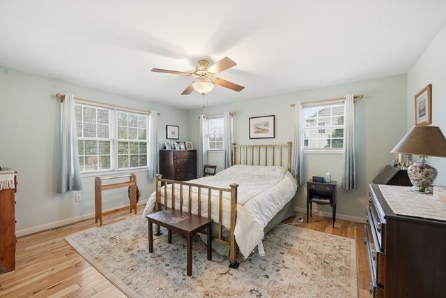 53 West St, Granby, MA 01033