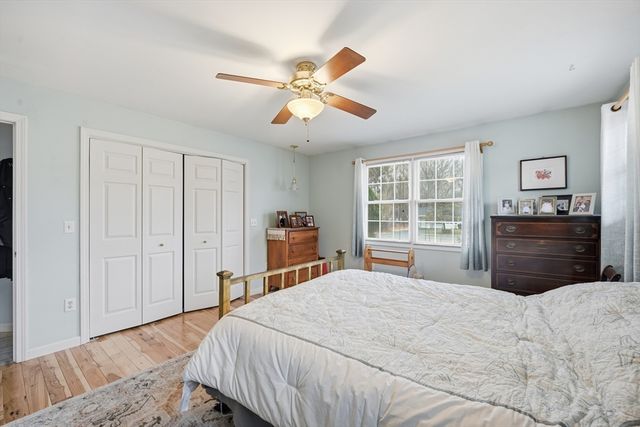 53 West St, Granby, MA 01033