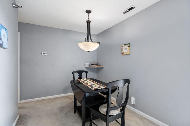6010 Chasewood Parkway 205, Minnetonka, MN 55343