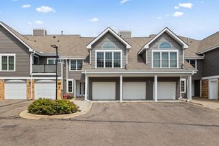 6010 Chasewood Parkway 205, Minnetonka, MN 55343
