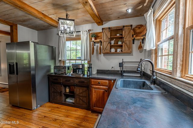 663 Sacandaga Road, Glenville, NY 12302