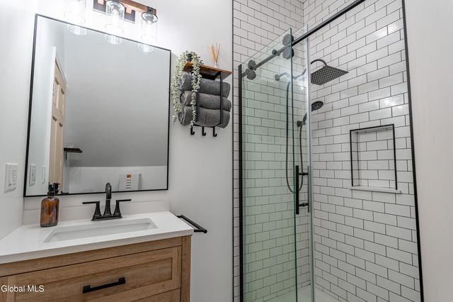 663 Sacandaga Road, Glenville, NY 12302