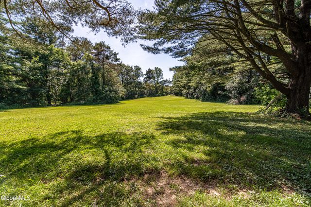 663 Sacandaga Road, Glenville, NY 12302