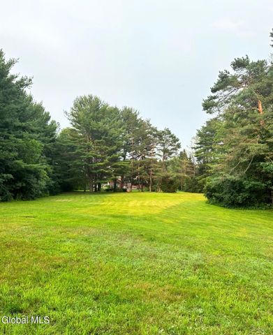 663 Sacandaga Road, Glenville, NY 12302