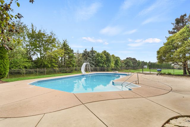 22417 Hughes Street, Frankfort, IL 60423