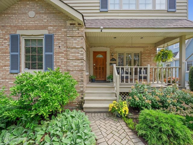 4411 Harvey Avenue, Western Springs, IL 60558