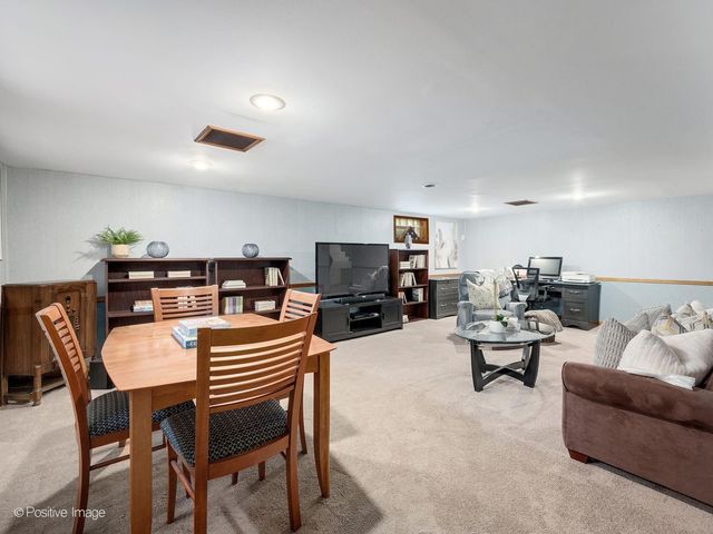 4411 Harvey Avenue, Western Springs, IL 60558