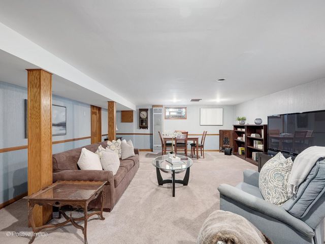 4411 Harvey Avenue, Western Springs, IL 60558
