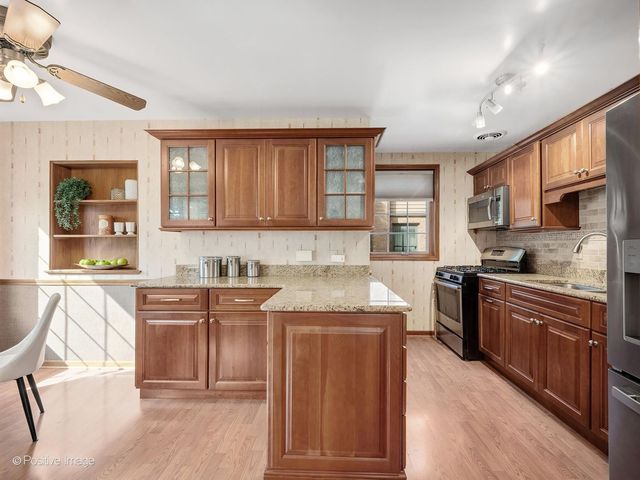 4411 Harvey Avenue, Western Springs, IL 60558