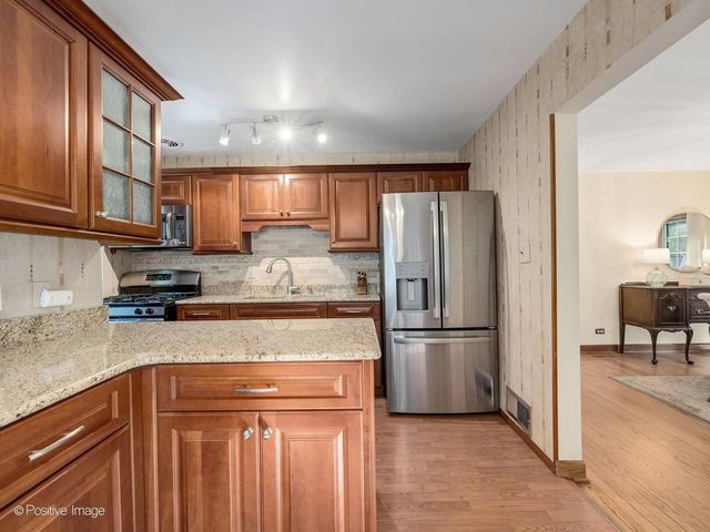 4411 Harvey Avenue, Western Springs, IL 60558