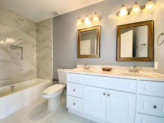 815 W Boynton Beach Boulevard 16-201, Boynton Beach, FL 33426