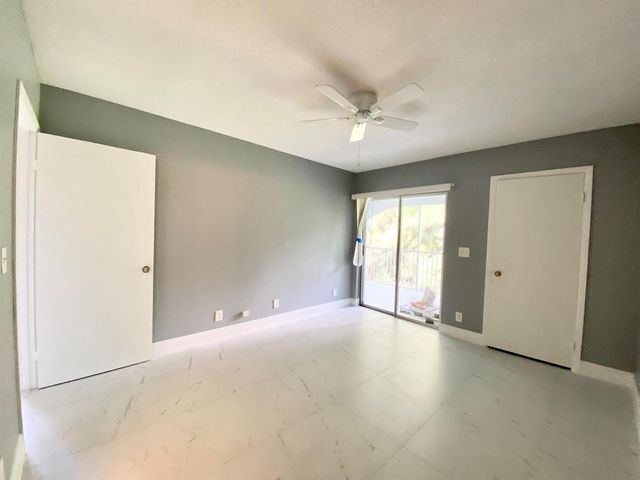 815 W Boynton Beach Boulevard 16-201, Boynton Beach, FL 33426