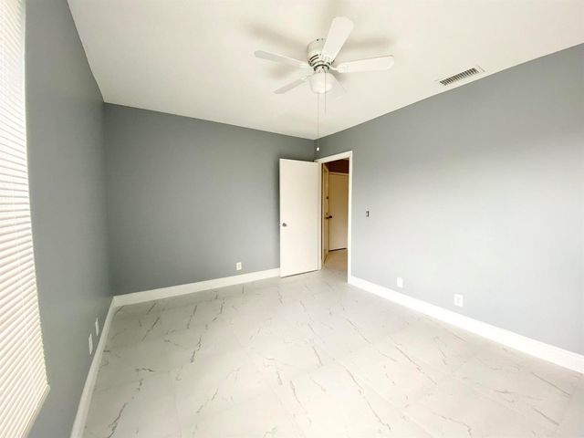 815 W Boynton Beach Boulevard 16-201, Boynton Beach, FL 33426