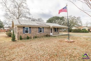 132 McVay Drive, Cochran, GA 31014