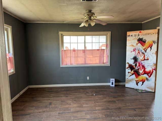 20850 N 3946 Road, Bartlesville, OK 74003