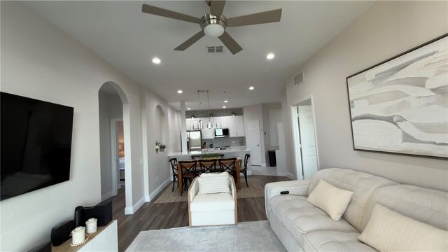 6466 CAVA ALTA DRIVE 401, Orlando, FL 32835