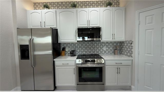 6466 CAVA ALTA DRIVE 401, Orlando, FL 32835