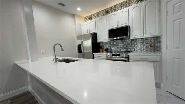 6466 CAVA ALTA DRIVE 401, Orlando, FL 32835