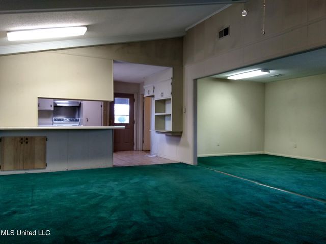 311 S Mac Arthur Circle, Indianola, MS 38751