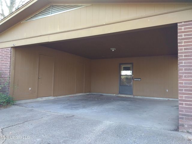 311 S Mac Arthur Circle, Indianola, MS 38751