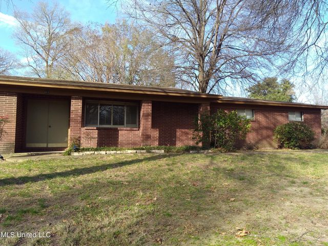 311 S Mac Arthur Circle, Indianola, MS 38751