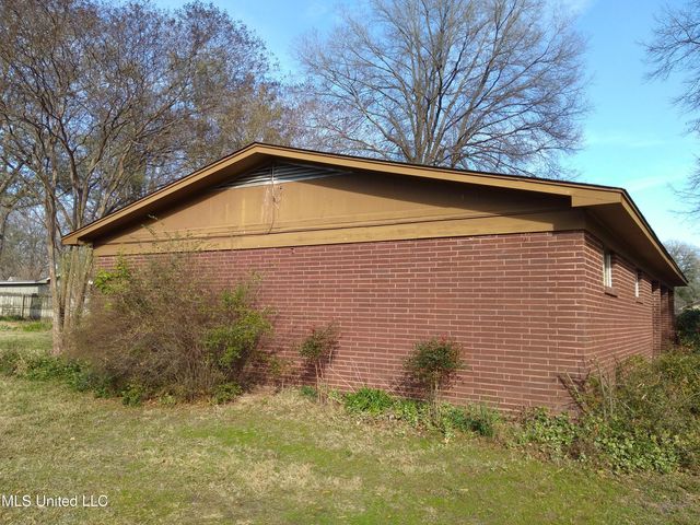 311 S Mac Arthur Circle, Indianola, MS 38751